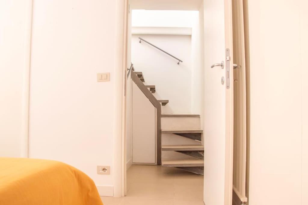 Suite Indipendente Su Due Livelli Rome Exterior photo