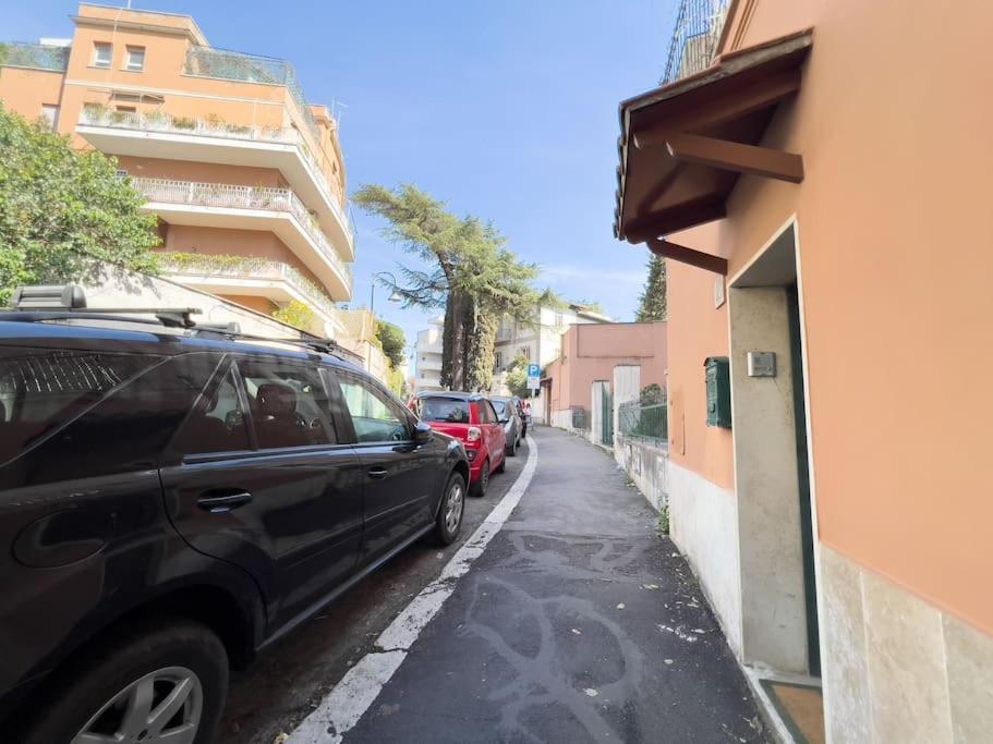 Suite Indipendente Su Due Livelli Rome Exterior photo