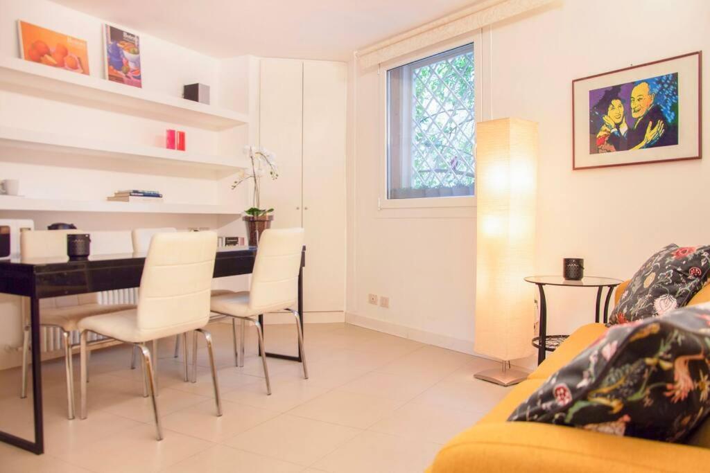Suite Indipendente Su Due Livelli Rome Exterior photo
