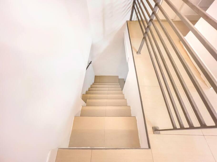 Suite Indipendente Su Due Livelli Rome Exterior photo
